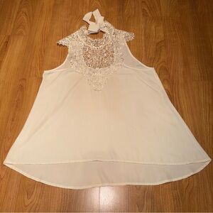 Nella Fantasia Women’s Sleeveless Cream/Off White Lace Halter Blouse Size L